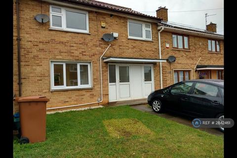 3 bedroom terraced house to rent, Swale Drive, Northampton, NN5