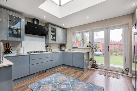 undefined, Buttercup Close, Hatfield, Hertfordshire, AL10