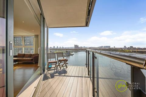 2 bedroom flat for sale, 2 Albert Basin Way, Royal Docks, London