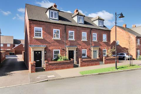 3 bedroom terraced house for sale, Wilkinson Road, Kempston, MK42