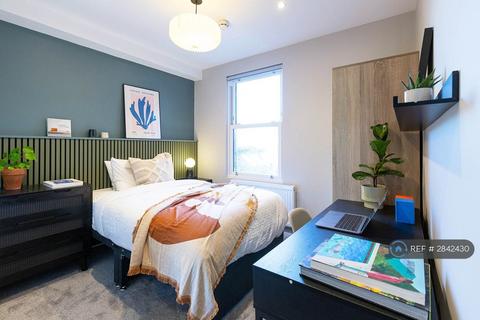 undefined, Engleheart Road, London, SE6