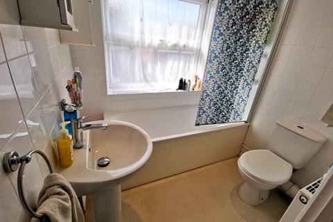 3 bedroom semi-detached house for sale, Station Road, CM9 8RB