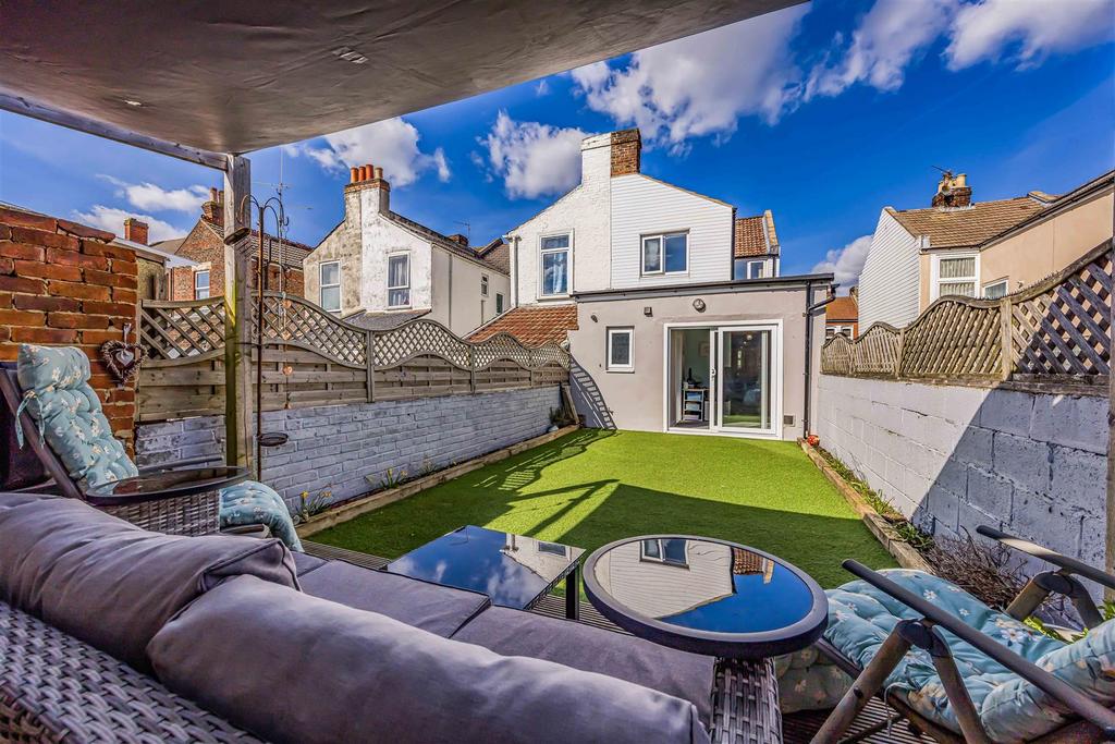 94 Powerscourt Road, Portsmouth-Small-Portico Marke
