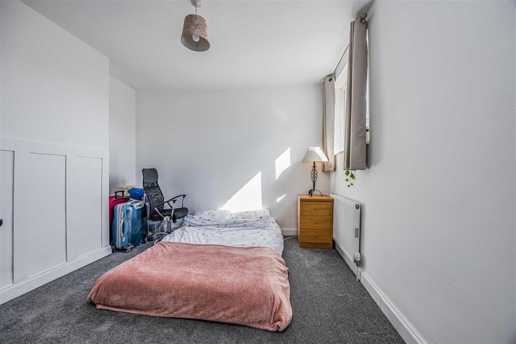 94 Powerscourt Road, Portsmouth-Small-Portico Marke