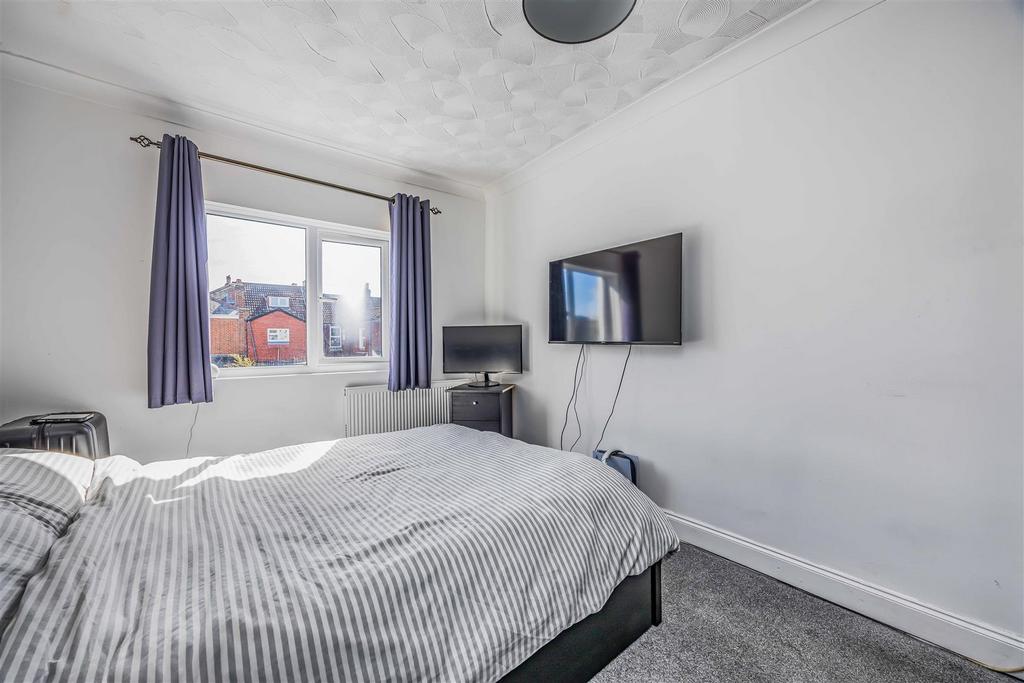 94 Powerscourt Road, Portsmouth-Small-Portico Marke