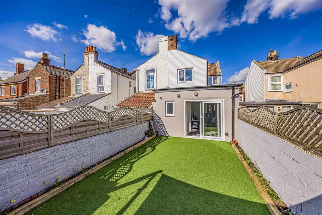 94 Powerscourt Road, Portsmouth-Small-Portico Marke