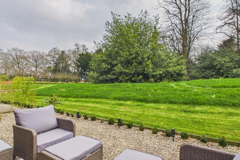 2 bedroom apartment for sale, Uplands House, Four Ashes Road, Buckinghamshire, HP15 6DY