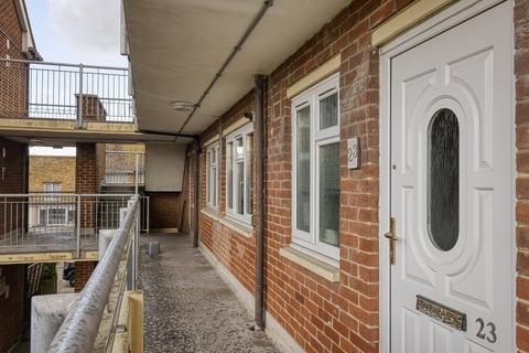 2 bedroom flat for sale, Highfield Road, Ramsgate, CT12