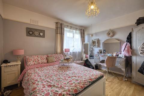 2 bedroom flat for sale, Highfield Road, Ramsgate, CT12