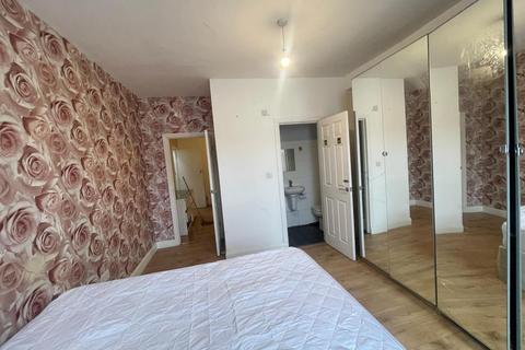 1 bedroom flat to rent, Churchmead Road, London