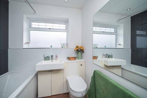3 bedroom semi-detached bungalow for sale, Abingdon Road, Luton, LU4