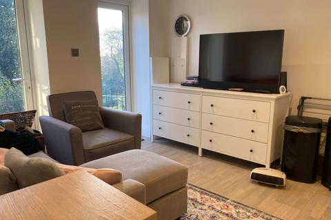 2 bedroom flat to rent, Central Hill, London SE19