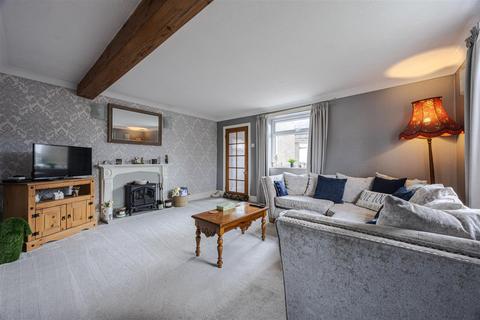 2 bedroom semi-detached house for sale, Back Lane, Winteringham