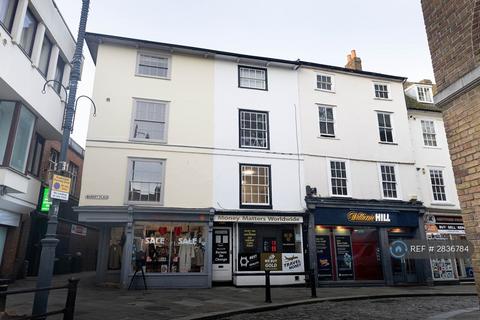 Studio to rent, Honey Lane, Hertford, SG14