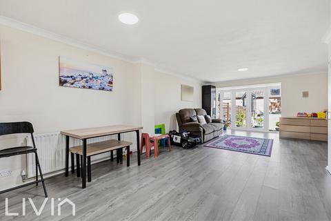 undefined, Croydon CR0