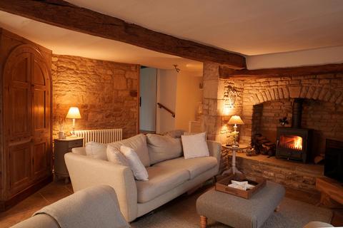 2 bedroom semi-detached house for sale, ., Tickencote, Stamford