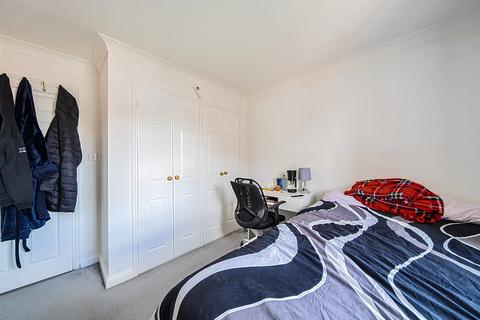 2 bedroom apartment for sale, Kennet Square, Mitcham CR4