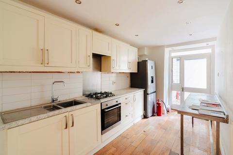 2 bedroom flat for sale, 12 Charlotte Street, Bristol BS1