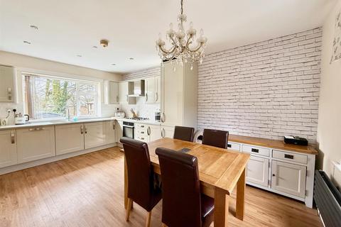 3 bedroom house for sale, Buxton Road, Chinley, High Peak