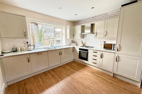 3 bedroom house for sale, Buxton Road, Chinley, High Peak