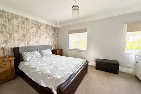 3 bedroom house for sale, Buxton Road, Chinley, High Peak