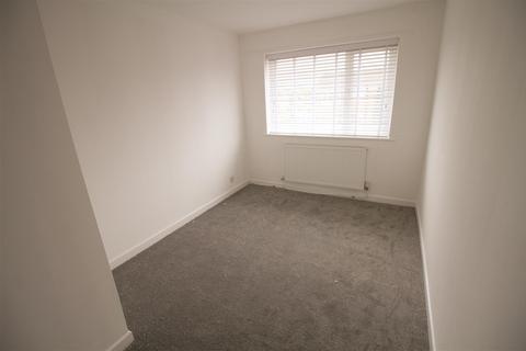 2 bedroom apartment to rent, Sandheys, Manchester M34