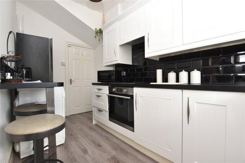 2 bedroom end of terrace house for sale, Grange Buildings, Morley, Leeds, West Yorkshire