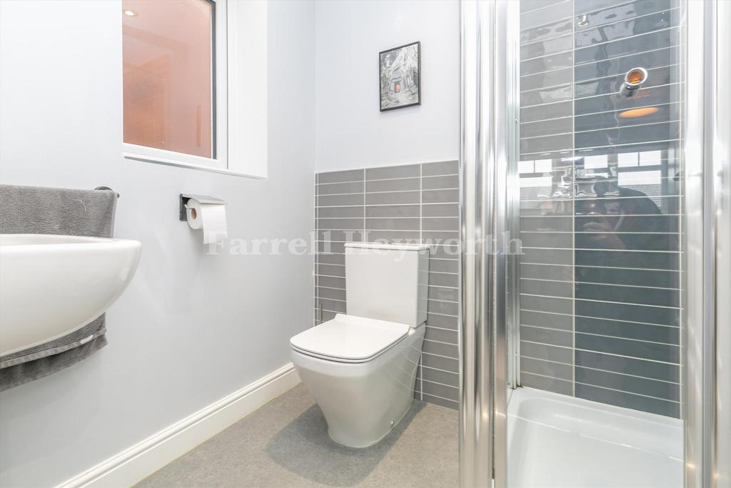 Ensuite