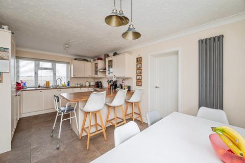 4 bedroom detached house for sale, Coast Road, Walcott, Norwich