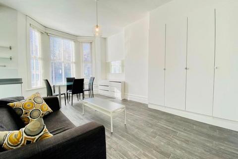 undefined, Birdhurst Road, South Croydon, CR2