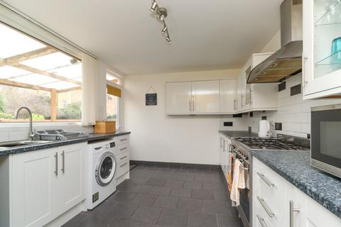 4 bedroom end of terrace house for sale, Westgate Bay Avenue, Westgate On Sea, Kent, CT8