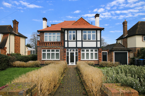 undefined, Fitzjames Avenue, Croydon, CR0