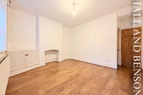 undefined, Belper DE56