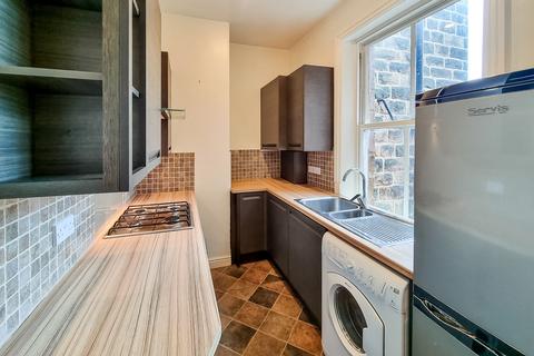 2 bedroom flat for sale, Grove Road, Harrogate, HG1