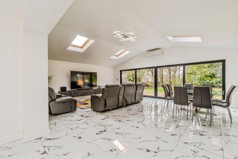 undefined, Oakdale Drive, Heald Green, Cheshire, SK8