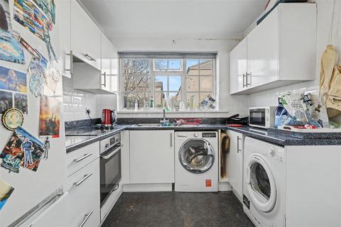 2 bedroom house for sale, Canonbury Road, Enfield