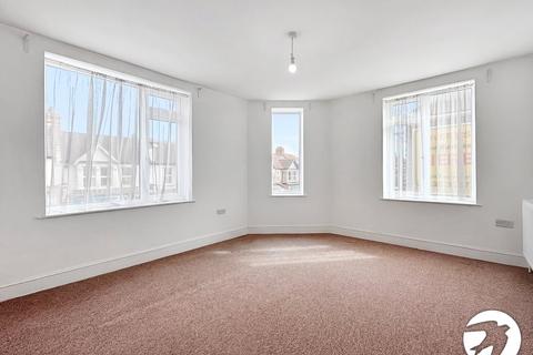 2 bedroom maisonette to rent, Bellegrove Road, Welling, DA16