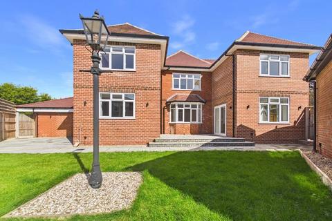undefined, Bridge Field Court, Gloucester, Gloucestershire, GL4