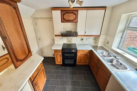 3 bedroom detached house to rent, Stawberry Close, Tividale, B69 1NU