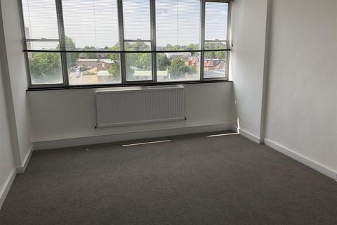 2 bedroom apartment to rent, Station Road, Edgware