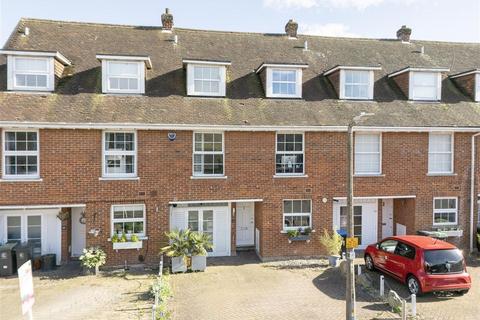 undefined, Theydon Grove, Epping