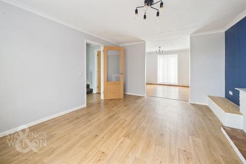 3 bedroom semi-detached house for sale, Glenn Road, Poringland, Norwich