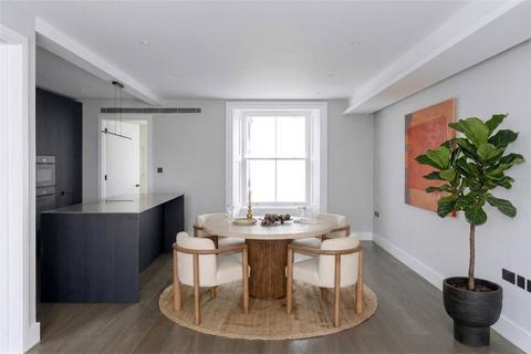 2 bedroom terraced house to rent, Holly Bush Vale, London, NW3