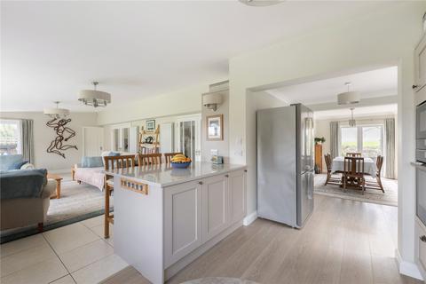 5 bedroom detached house for sale, Hitchin Road, Pirton, Hitchin, Hertfordshire, SG5