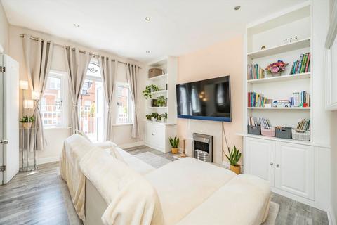 3 bedroom maisonette for sale, Comeragh Road, London W14