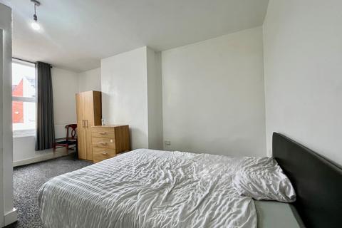 undefined, Dewsbury Road, LEEDS