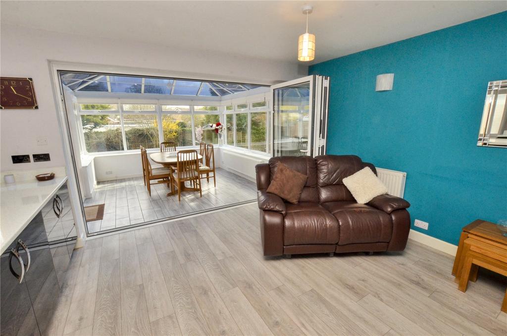 Kitchen/Living Room