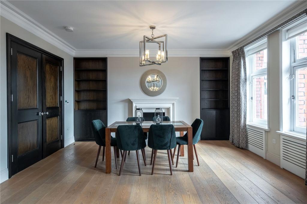 Dining Area 4