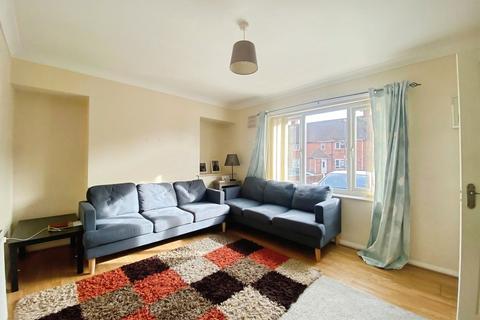 3 bedroom terraced house for sale, Denewood Crescent, Nottingham