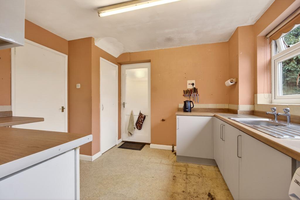 Kitchen (2)